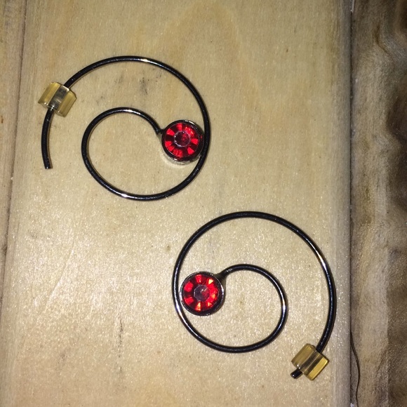 Platinum & Red Gem Swirl Earrings - Picture 3 of 5